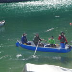 Famigliola di pescatori al completo